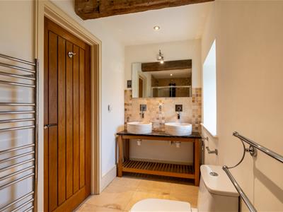 Master En-Suite